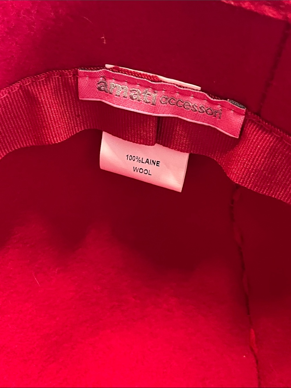 Women's Red Felt Cloche Hat with Bow - Picture 3 of 3